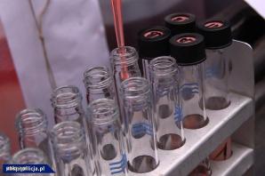 [VIDEO] Wpadł 79-letni chemik stworzył nowoczesne laboratorium amfetaminy! 