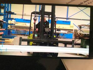 [VIDEO] Koszmar Polki w Holandii. Urzędnicy zabrali jej 3 synów i dali nałogowcowi? Czy Holender Kees Bedeschi, który zaatakował Bożonarodzeniową choinkę i przyznał się do zażywania narkotyków, jest odpowiednim opiekunem dla trójki synów Beaty Olejnik? 