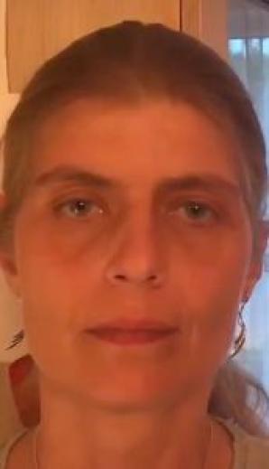 [VIDEO] Polish Nightmare in the Netherlands. The officials took her three sons and gave the addict? Did Dutchman Kees Bedeschi, who attacked the Christmas tree and confessed to taking drugs, be the appropriate guardian for the three sons of Beata Olejnik?