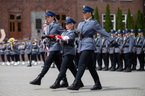 Szefowa MSWiA spotkała się z policjantami ze Szkoły Policji w Słupsku