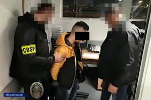 [VIDEO] Rozbita grupa organizowała przemyt Wietnamczyków z Rumunii do Niemiec, Wielkiej Brytanii i Francji!