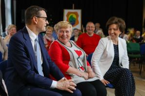 [VIDEO] Premier: Przez lata nasi seniorzy byli źle traktowani. Robimy wszystko, żeby to naprawić krok po kroku