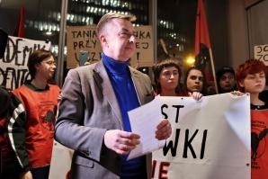 Akademik Jowita zostaje! Spotkanie ministra Dariusza Wieczorka z władzami UAM i protestującymi studentami