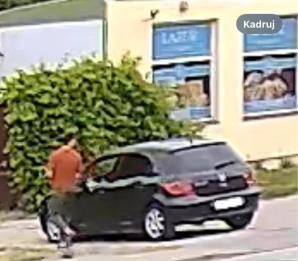 [VIDEO] RUTKOWSKI W AKCJI: Porzucony samochód sprawców kradzieży 600 tysięcy złotych znaleziony!