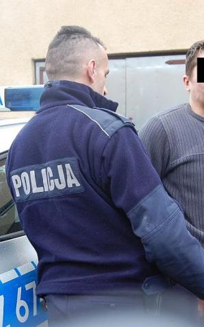 Wołomin: Areszt i zarzut usiłowania zabójstwa kolegi. Zaatakował go nożem