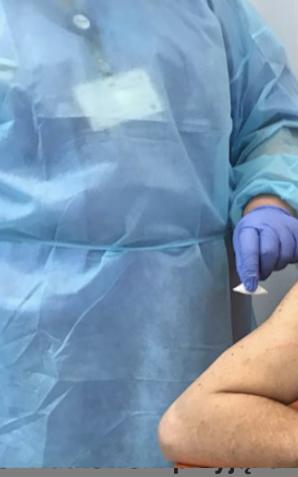 [VIDEO] Krzysztof Rutkowski zaszczepił się dziś przeciw COVID-19