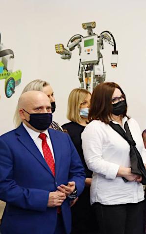 [VIDEO] Już jest! Pierwsze Laboratorium Przyszłości w województwie podkarpackim – Zespół Szkół w Nowej Sarzynie