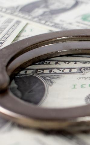 ABW zatrzymała osoby wyłudzające podatek VAT przy obrocie wyrobami stalowymi