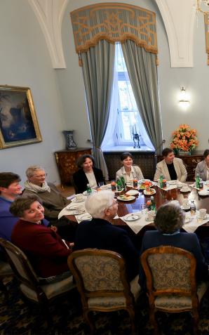 Pierwsza Dama z Siostrami Pasterzankami o wsparciu młodych kobiet i dziewcząt