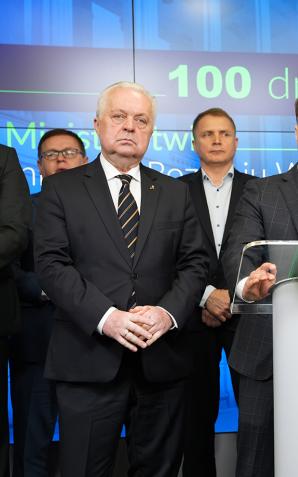 Podsumowanie 100 dni w Ministerstwie Rolnictwa i Rozwoju Wsi przez ministra rolnictwa i rozwoju wsi Czesława Siekierskiego