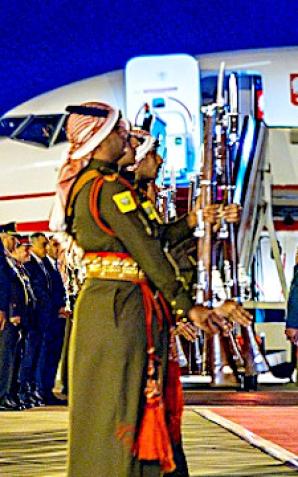 [VIDEO] O bezpieczeństwie globalnym i współpracy wojskowej prezent będzie rozmawiał w Jordanii