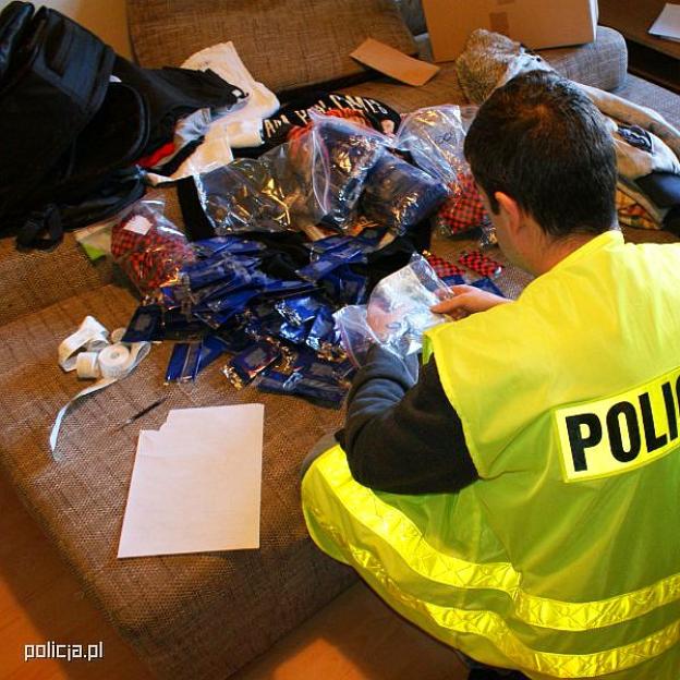Antyterroryści z Łodzi rozbili grupę handlującą dopalaczami! 
