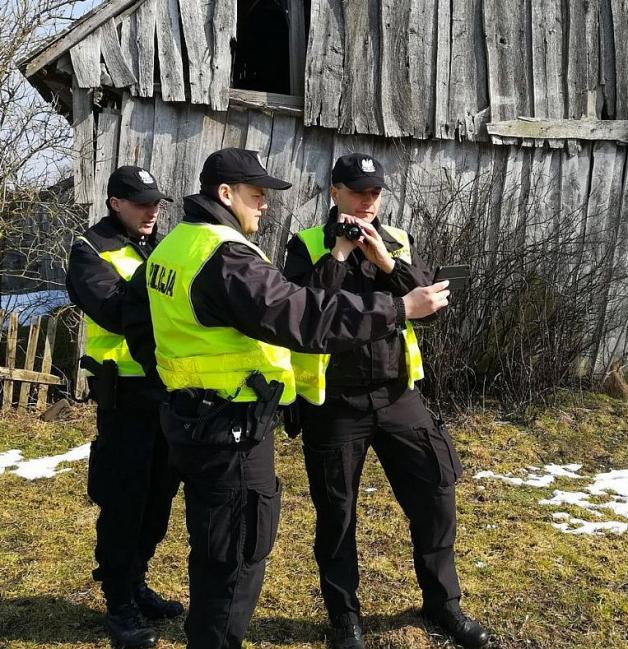 Obaj uciekinierzy z aresztu w Stawiszynie zatrzymani
