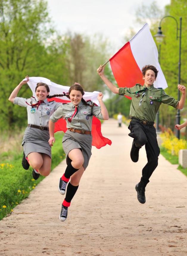 Bystrzyca Kłodzka: przyjaciel miasta z darami dla harcerzy