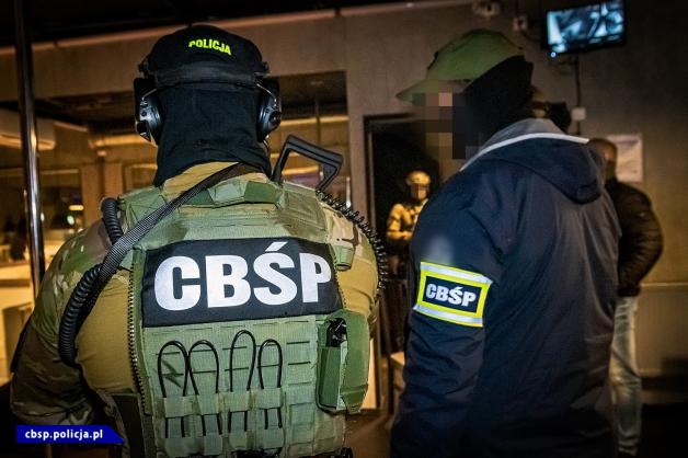 [VIDEO] Rozbity gang - zlikwidowane 2 agencje towarzyskie w Trójmieście