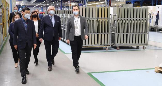 Południowokoreański koncern zainwestuje w fabryki produkujące pralki i lodówki we Wronkach