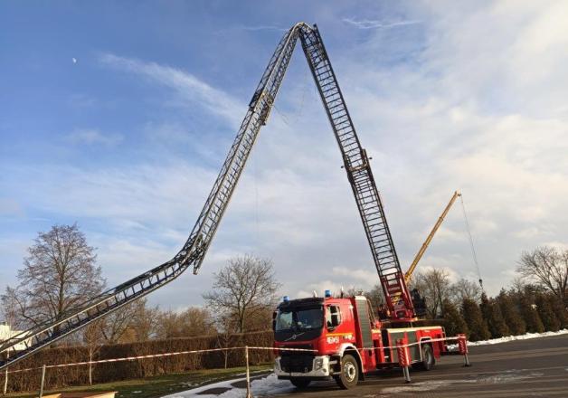 Nowa drabina austryjackiej firmy Rosenbauer  złamała się podczas testowania