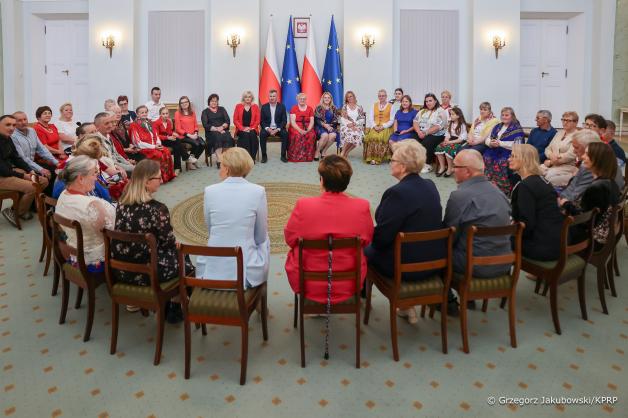 O bardziej dostępnej codzienności Pierwsza Dama na spotkaniu z członkami Polskiego Związku Niewidomych Okręg Małopolski, Koło Powiatowe w Nowym Targu